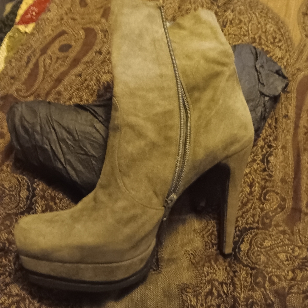Stuart Weitzman ankle high boots